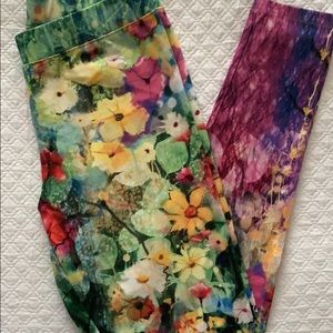 NWOT Soft Surroundings leggings small